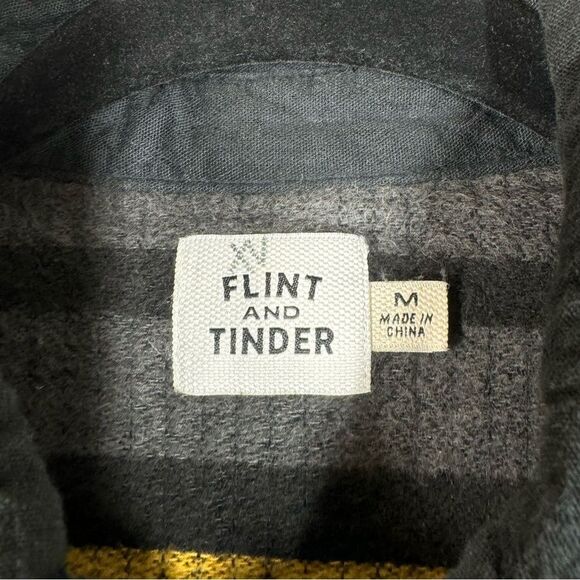 Flint And Tinder Quilted Bone Button Western Shirt Jacket Flannel Blanket Line M - Picture 4 of 8